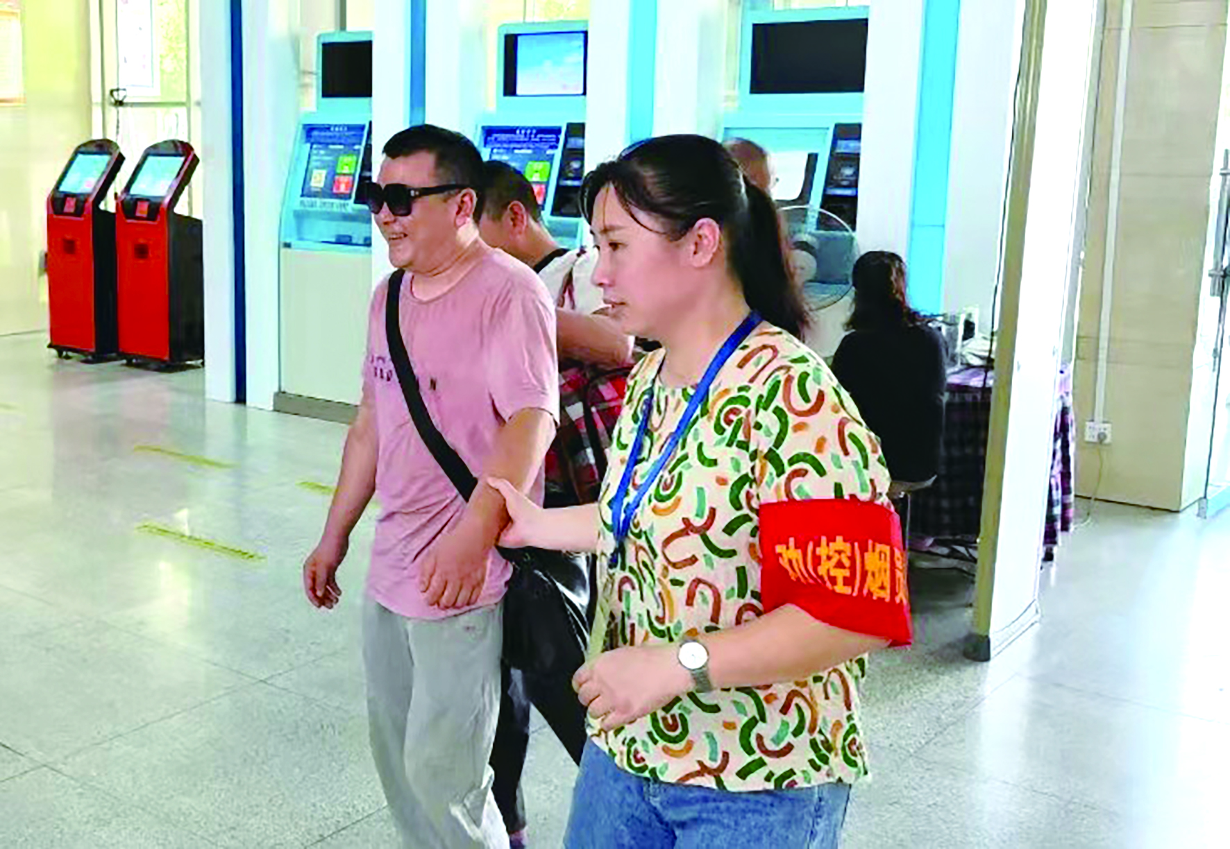 立足平凡崗位 彰顯黨員風采 ——記集團公司優(yōu)秀共產黨員、邵陽汽車北站副站長謝偉 田華柱 姚志剛